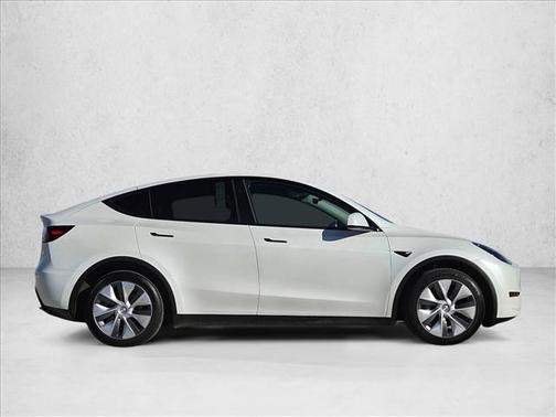 Green 2024 Tesla Model Y Long Range Dual Motor All-Wheel Drive