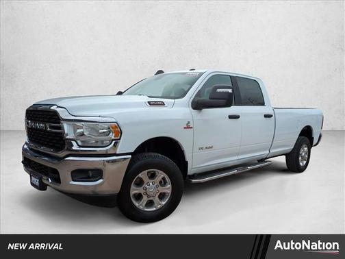 2024 RAM 3500 Big Horn Crew Cab 4x4 8' Box