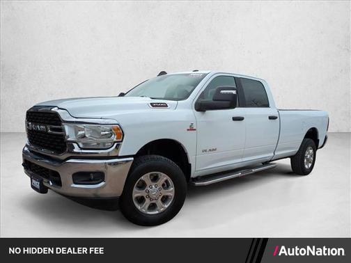 Bright White Clearcoat 2024 RAM 3500 Big Horn Crew Cab 4x4 8' Box