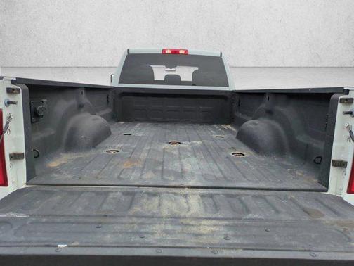 Bright White Clearcoat 2024 RAM 3500 Big Horn Crew Cab 4x4 8' Box