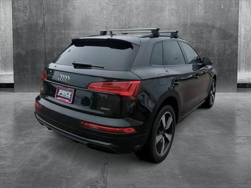 2023 Audi Q5 45 S line Prestige
