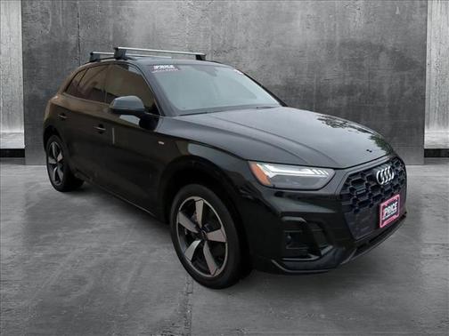 2023 Audi Q5 45 S line Prestige