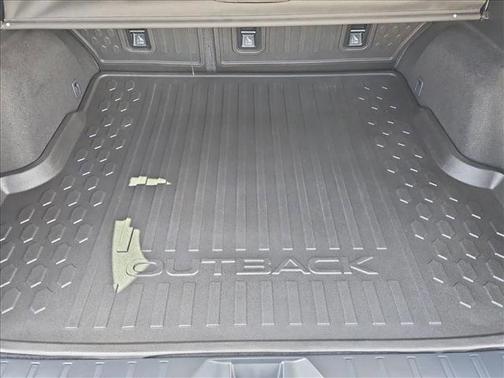 2020 Subaru Outback Touring XT