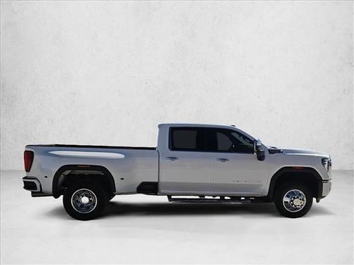 2025 GMC Sierra 3500 Denali