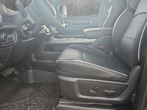 2025 RAM 2500 Laramie Crew Cab 4x4 6'4' Box