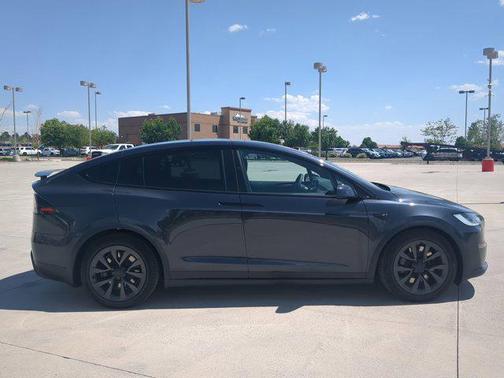 2024 Tesla Model X Long Range