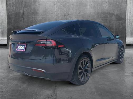 2024 Tesla Model X Long Range