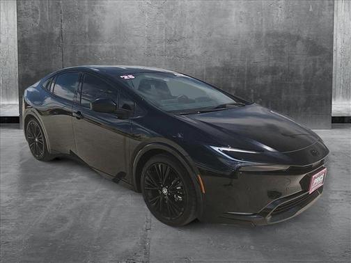 2025 Toyota Prius L