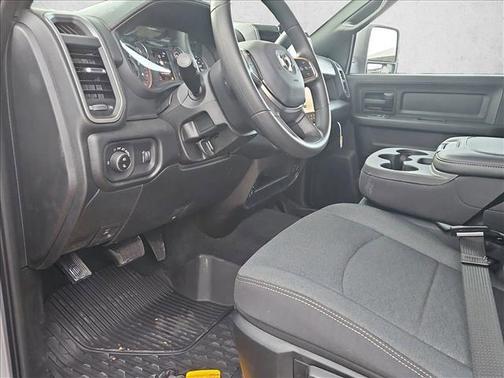 2026 RAM 2500 Black Express Crew Cab 4x4 6'4' Box