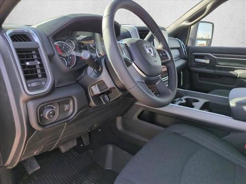 2026 RAM 3500 Big Horn Crew Cab 4x4 8' Box