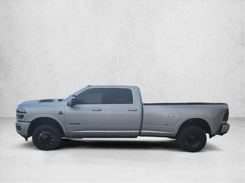 2026 RAM 3500 Limited Crew Cab 4x4 8' Box