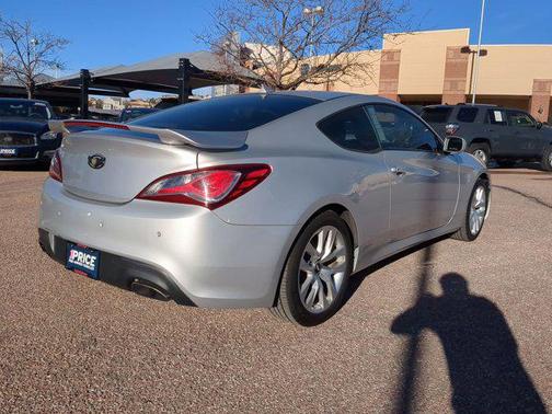 2014 Hyundai Genesis Coupe 2.0T Premium