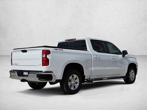 Summit White 2022 Chevrolet Silverado 1500 LT