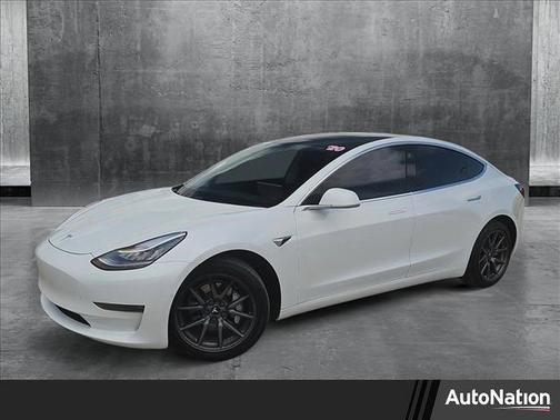 2020 Tesla Model 3 Long Range