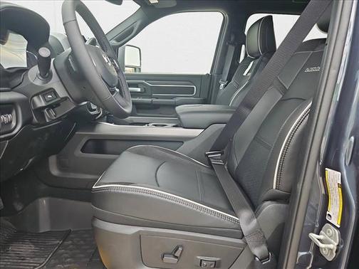2025 RAM 2500 Laramie Crew Cab 4x4 6'4' Box