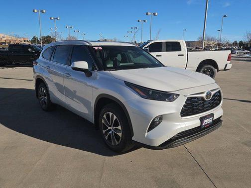 2023 Toyota Highlander XLE