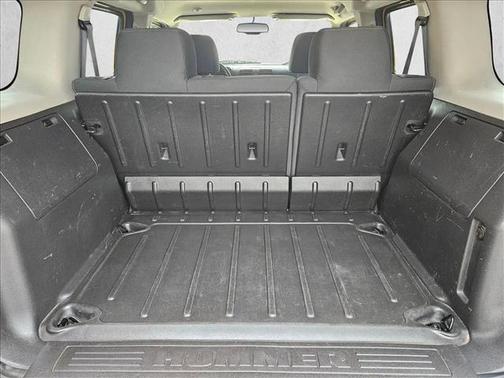 Yellow 2006 Hummer H3 Base