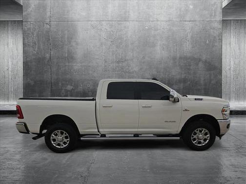 2023 RAM 3500 Laramie Crew Cab 4x4 6'4' Box