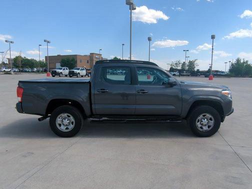 2017 Toyota Tacoma SR
