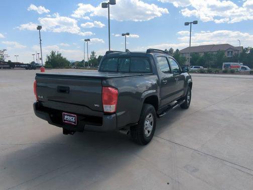 2017 Toyota Tacoma SR