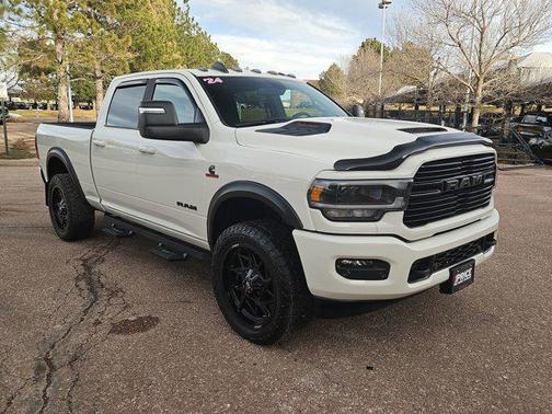 2024 RAM 3500 Laramie Crew Cab 4x4 6'4' Box