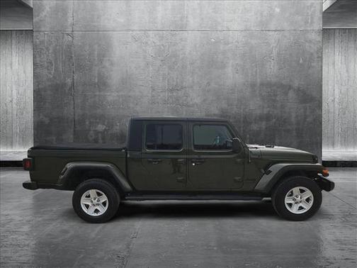 2022 Jeep Gladiator Sport S