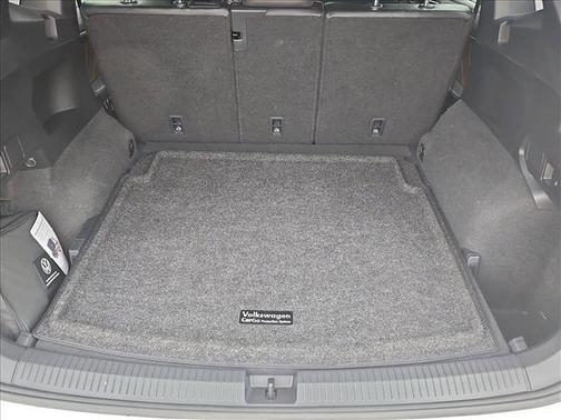 2022 Volkswagen Tiguan 2.0T SEL R-Line 4MOTION