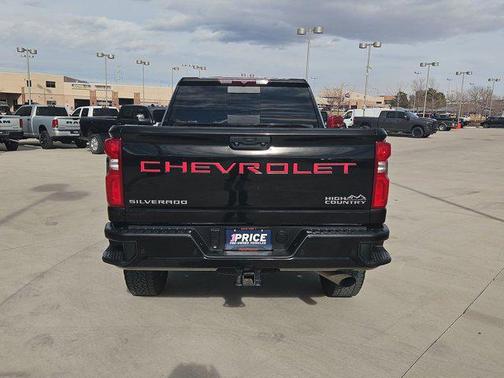 Mosaic Black Metallic 2022 Chevrolet Silverado 3500 High Country