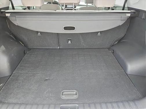 Dazzling White 2019 Hyundai TUCSON SE
