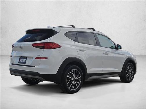 Dazzling White 2019 Hyundai TUCSON SE