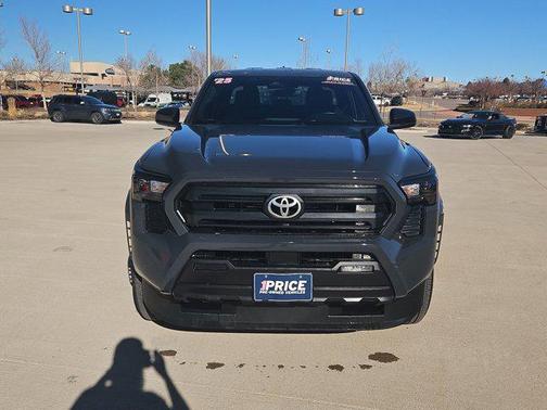 2025 Toyota Tacoma SR