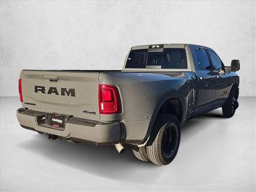 2026 RAM 3500 Laramie Crew Cab 4x4 8' Box