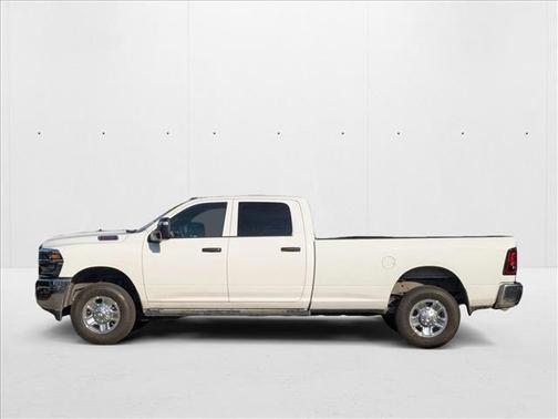 2026 RAM 3500 Tradesman Crew Cab 4x4 8' Box