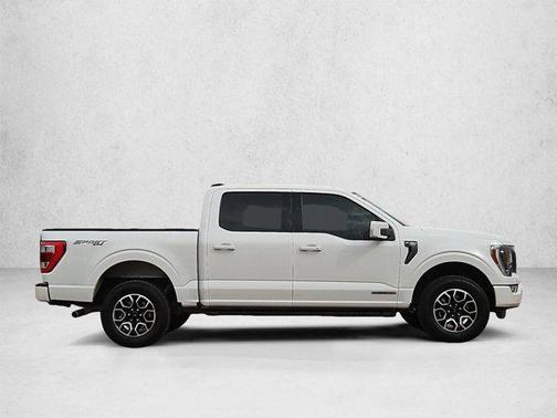 Star White Metallic Tri-Coat 2022 Ford F-150 Lariat