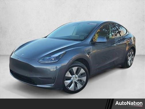 2022 Tesla Model Y Long Range Dual Motor All-Wheel Drive