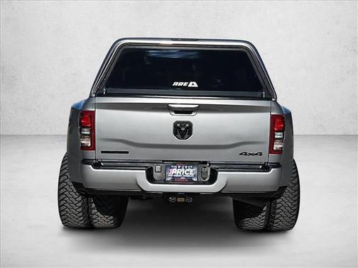 2022 RAM 3500 Big Horn Crew Cab 4x4 8' Box