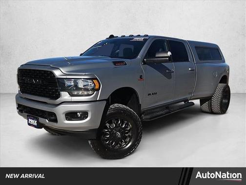 2022 RAM 3500 Big Horn Crew Cab 4x4 8' Box