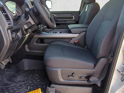 2026 RAM 3500 Big Horn Crew Cab 4x4 8' Box