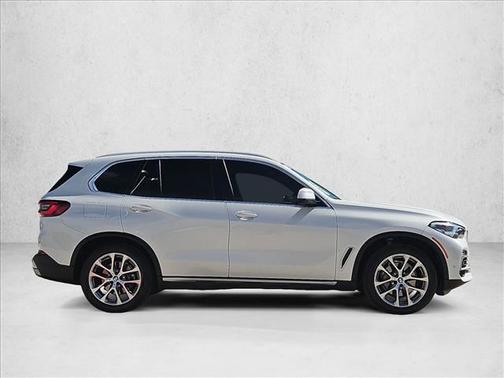 Alpine White 2021 BMW X5 xDrive40i