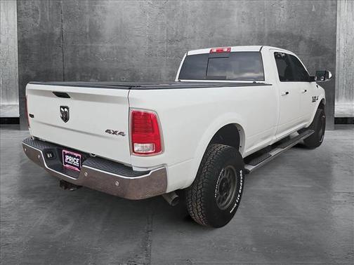 2017 RAM 2500 Laramie Crew Cab 4x4 8' Box