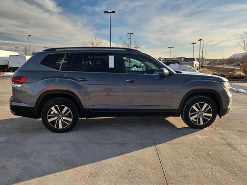 2022 Volkswagen Atlas 2.0T SE