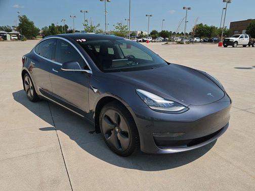2019 Tesla Model 3 Standard Range Plus