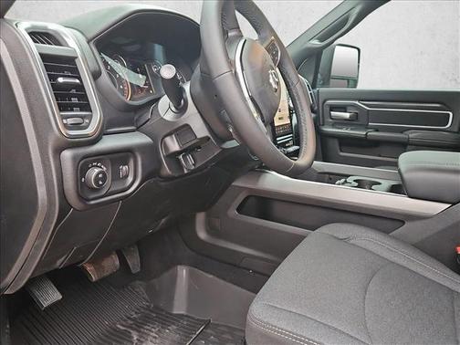 2026 RAM 3500 Big Horn Crew Cab 4x4 8' Box