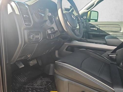 2026 RAM 2500 Laramie Crew Cab 4x4 6'4' Box