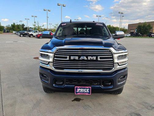 Patriot Blue Pearlcoat 2022 RAM 2500 Laramie Crew Cab 4x4 6'4' Box