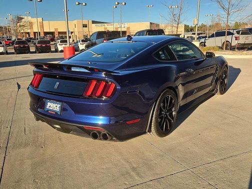 2020 Ford Shelby GT350 Base