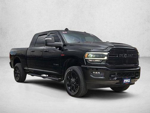Diamond Black Crystal Pearlcoat 2024 RAM 2500 Laramie Crew Cab 4x4 6'4' Box