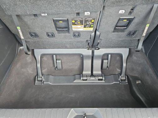 2024 Toyota Sienna Woodland Edition