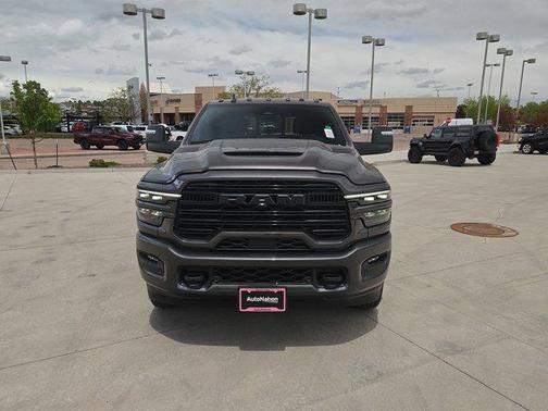 2025 RAM 3500 Laramie Crew Cab 4x4 8' Box