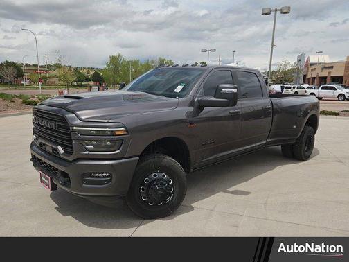 2025 RAM 3500 Laramie Crew Cab 4x4 8' Box